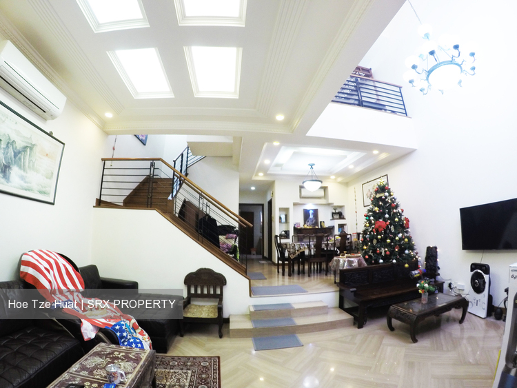 Henley Gardens thumbnail photo